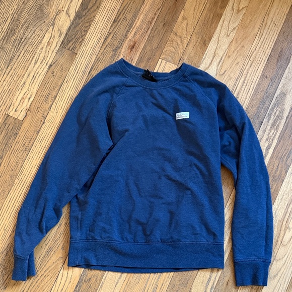 Patagonia Tops - Patagonia Sweatshirt